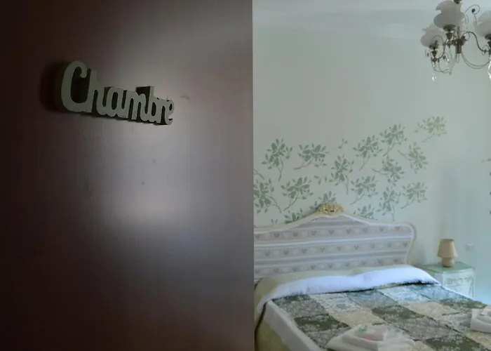 Letizia House