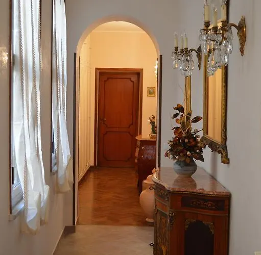 Letizia House